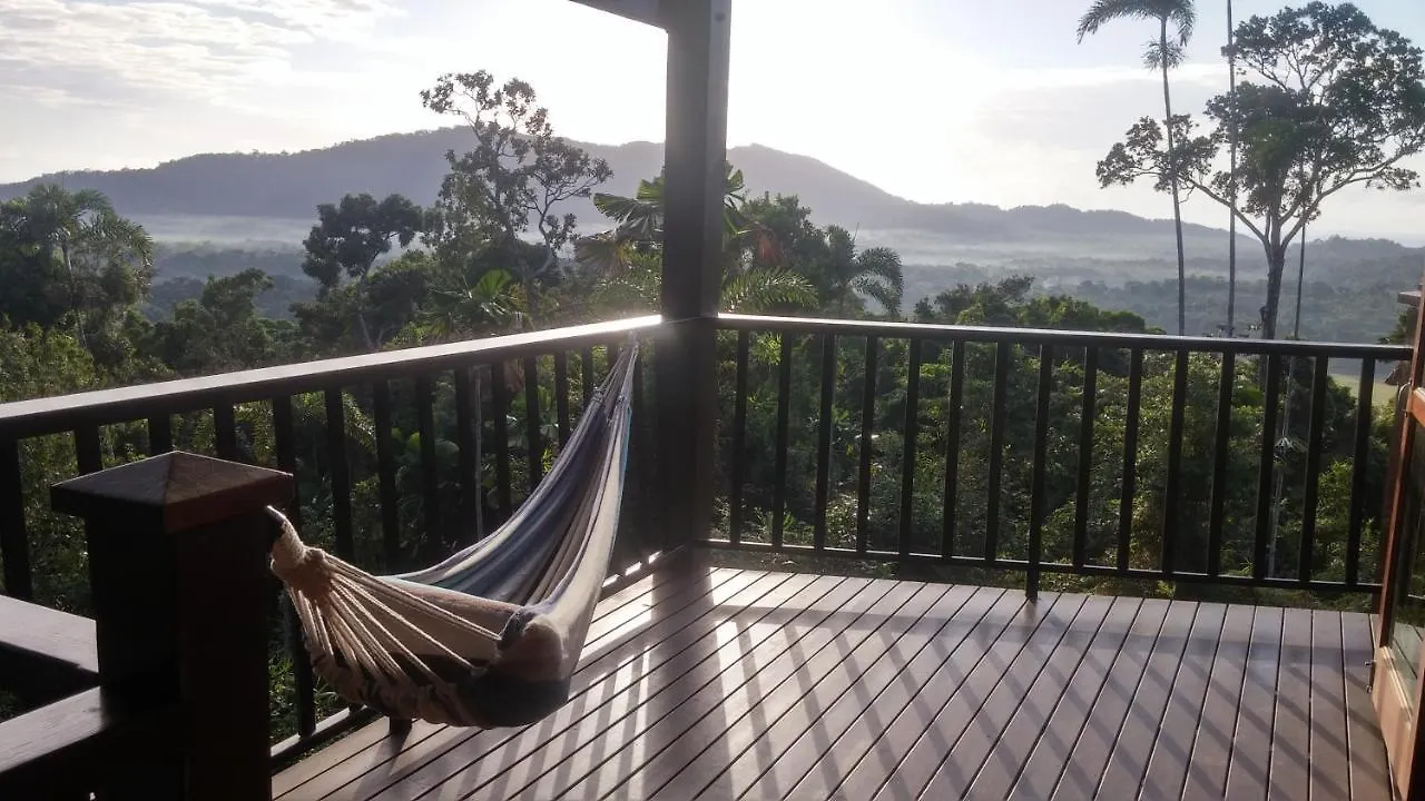 Daintree Holiday Homes - Yurara Cow Bay