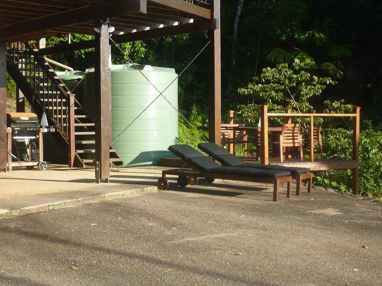 Daintree Holiday Homes - Yurara Cow Bay