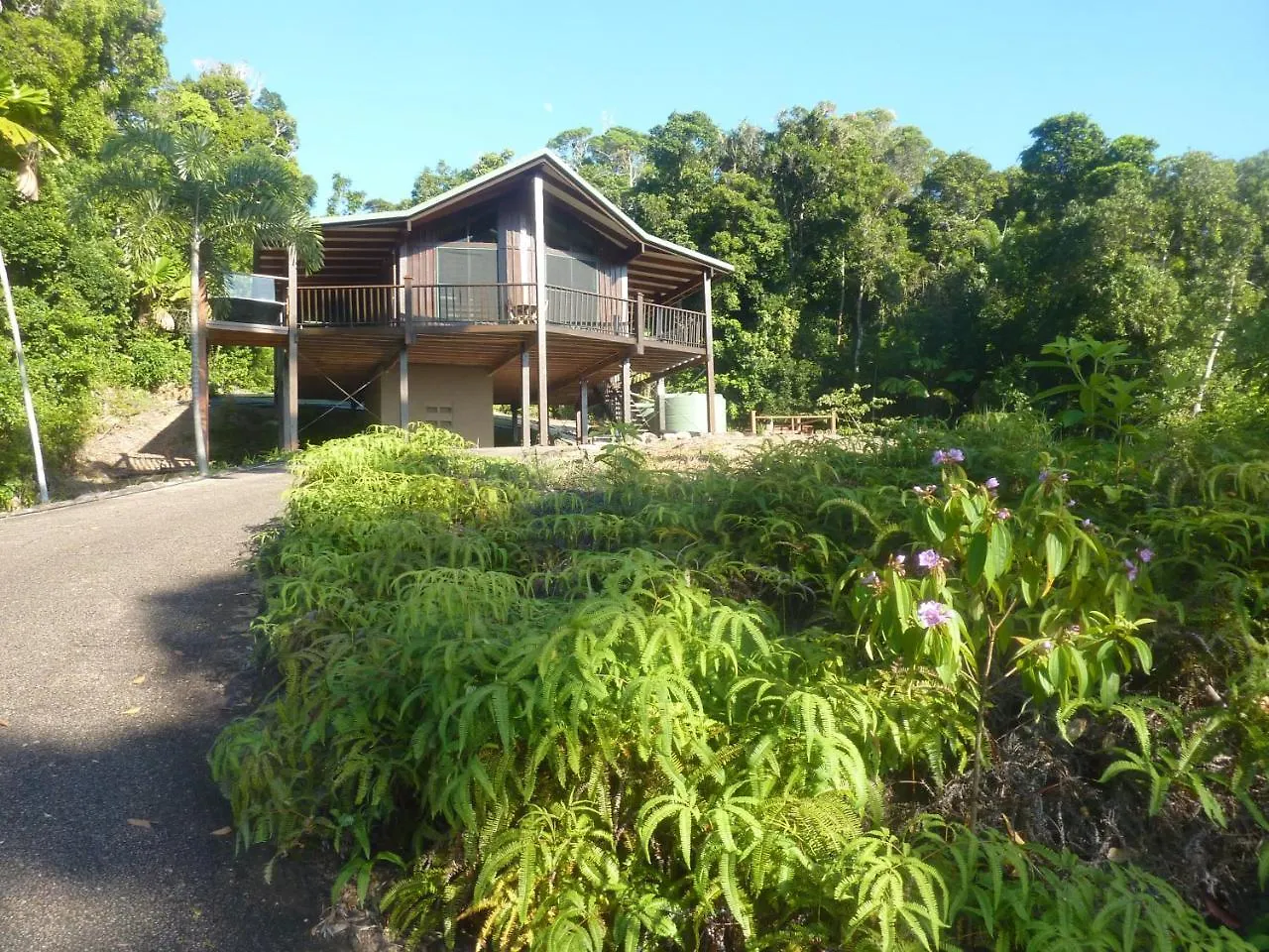 Daintree Holiday Homes - Yurara Cow Bay Australia
