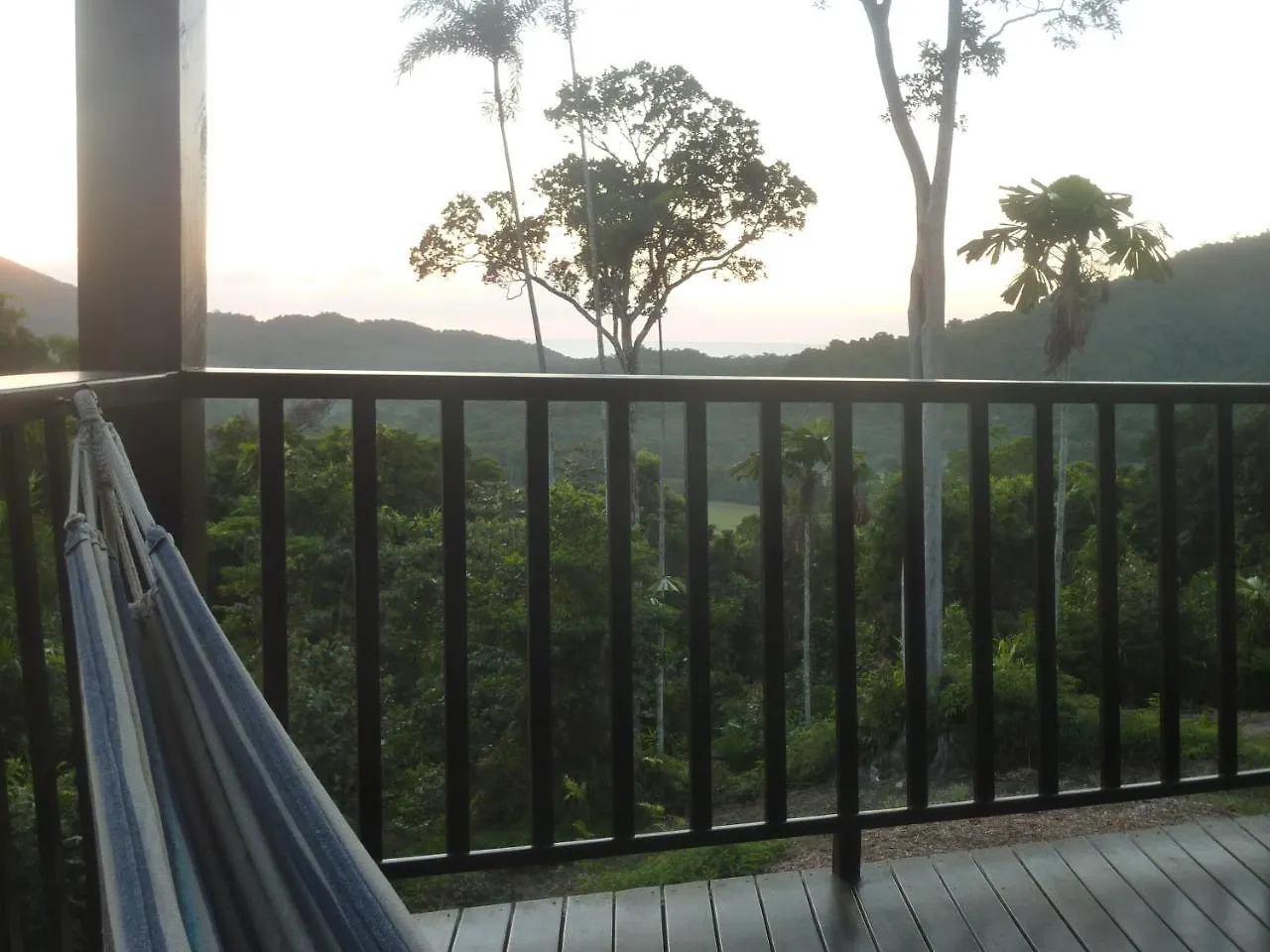 Daintree Holiday Homes - Yurara Cow Bay 0*,  Australia