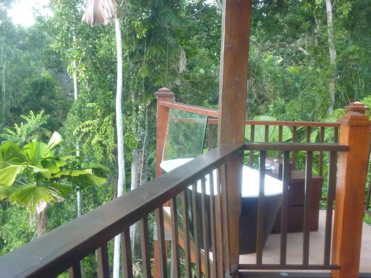 Daintree Holiday Homes - Yurara Cow Bay