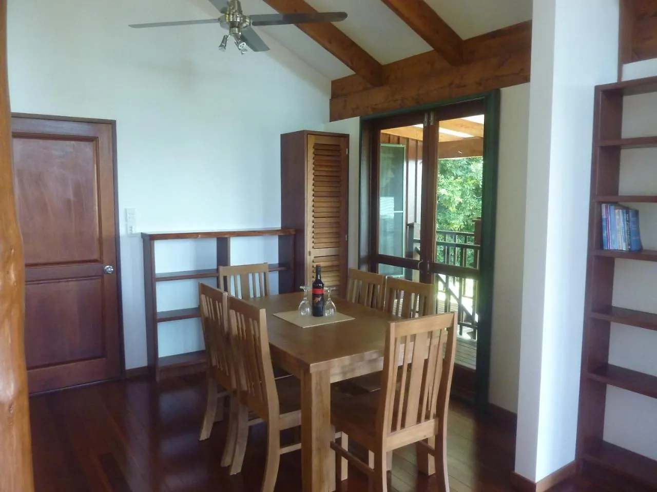 Daintree Holiday Homes - Yurara Cow Bay